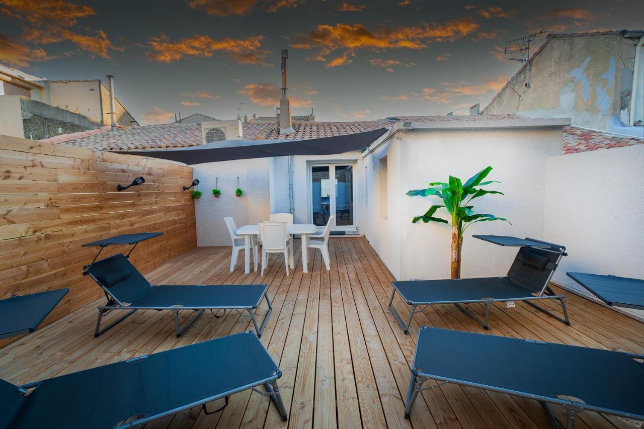 Superbe A 2 Pas Des Halles, Climatise, Terrasse, Garage Apartment